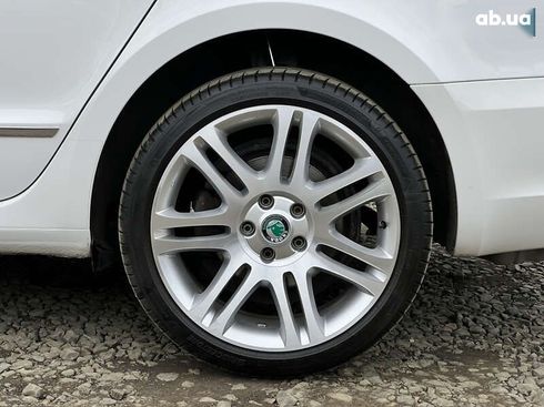 Skoda Superb 2012 - фото 17