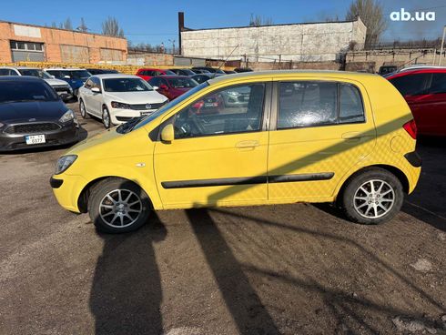 Hyundai Getz 2006 желтый - фото 2