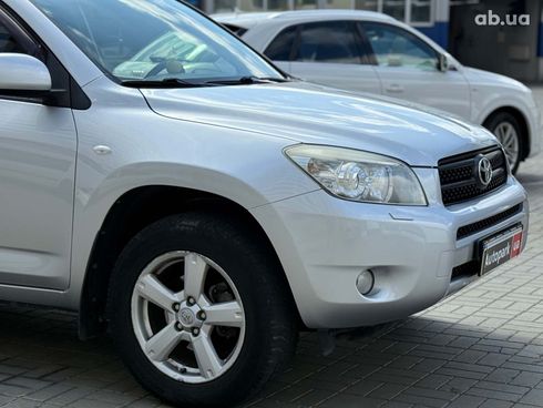 Toyota RAV4 2007 серый - фото 4