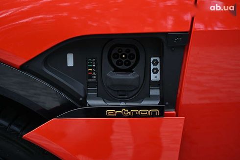 Audi E-Tron 2022 - фото 19