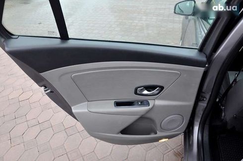 Renault Megane 2011 - фото 18