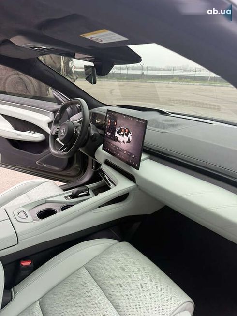 Zeekr 001 2024 - фото 29