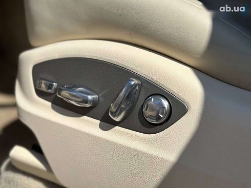 Porsche Cayenne 2011 - фото 13