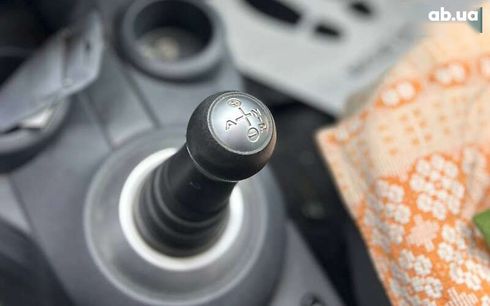 Mitsubishi Colt 2012 - фото 10