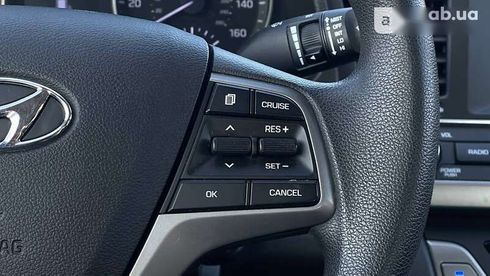 Hyundai Elantra 2018 - фото 22