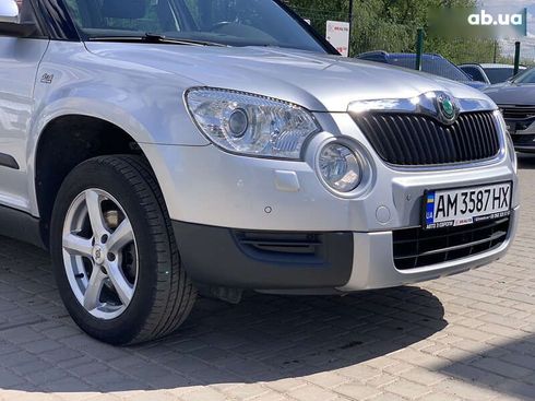 Skoda Yeti 2012 - фото 8