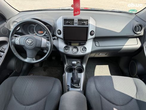 Toyota RAV4 2007 черный - фото 14
