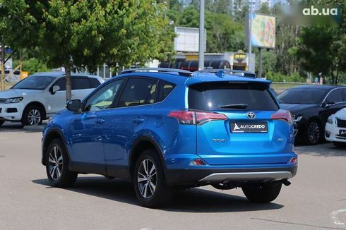 Toyota RAV4 2017 - фото 4