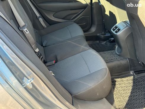 Opel Insignia 2019 серый - фото 20