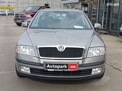 Skoda octavia a5 2008 бежевый - фото 2