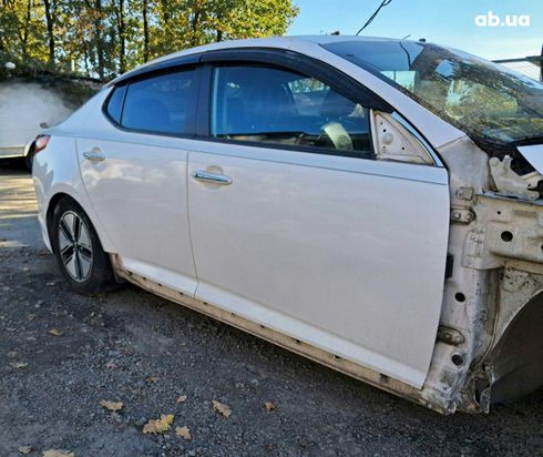 Kia Optima 2012 белый - фото 5