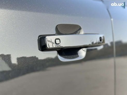 Land Rover Defender 2020 - фото 22