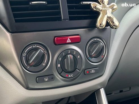 Subaru Forester 2012 красный - фото 20