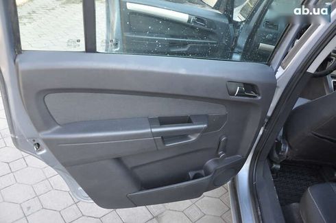 Opel Zafira 2008 - фото 14