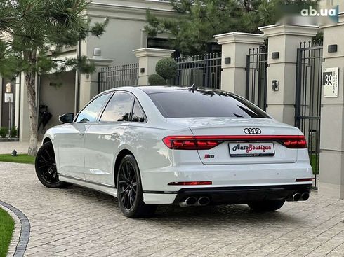 Audi S8 2020 - фото 13