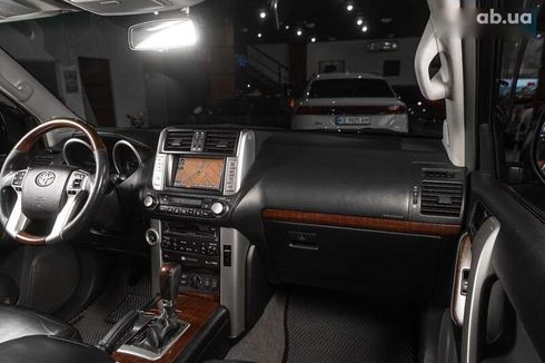 Toyota Land Cruiser Prado 2010 - фото 25