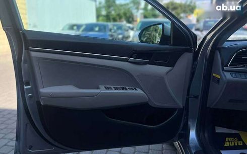 Hyundai Elantra 2016 - фото 7