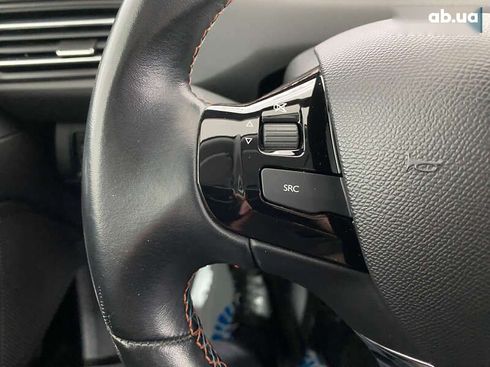 Peugeot 308 2018 - фото 13