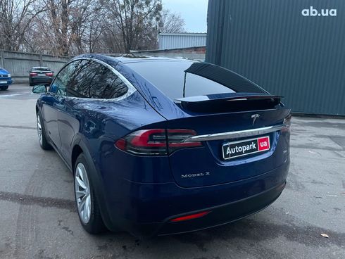 Tesla Model X 2018 синий - фото 10