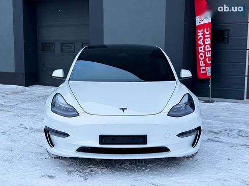 Tesla Model 3 2022 - фото 3