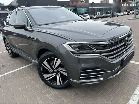Volkswagen Touareg 2022 - фото 29