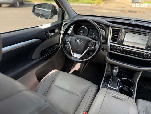 Toyota Highlander 2017 черный - фото 40