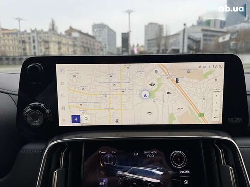 Lexus LX 2022 - фото 19