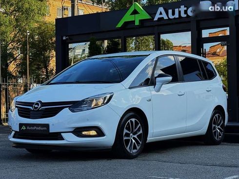 Opel Zafira 2018 - фото 2
