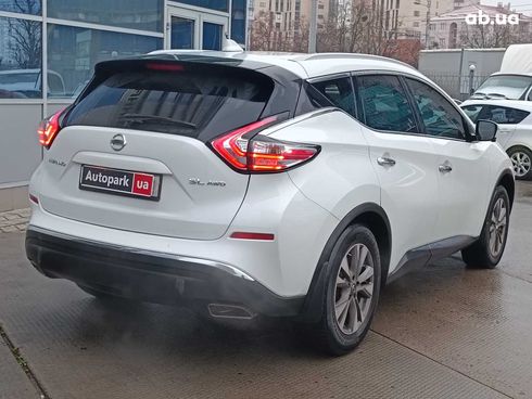 Nissan Murano 2017 белый - фото 7