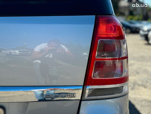 Opel Zafira 2012 серый - фото 10
