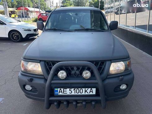 Mitsubishi Pajero Sport 2002 - фото 3