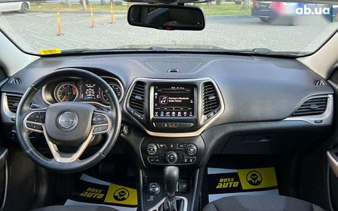 Jeep Cherokee 2017 - фото 10