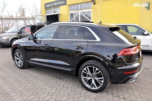 Audi Q8 2021 - фото 12