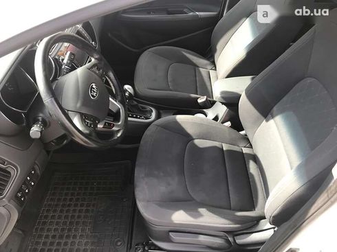 Kia Rio 2016 - фото 13