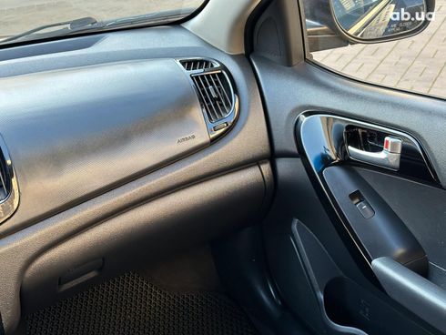 Kia Cerato 2009 черный - фото 17