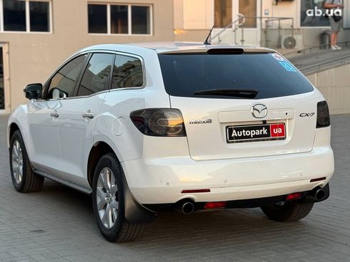 Mazda CX-7 2009 белый - фото 9
