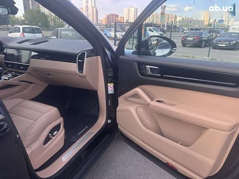 Porsche Cayenne 2018 - фото 23