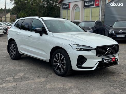 Volvo XC60 2023 белый - фото 6