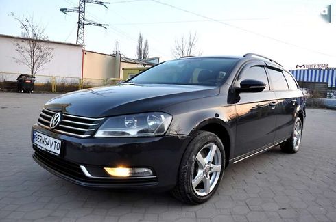 Volkswagen Passat 2010 - фото 4