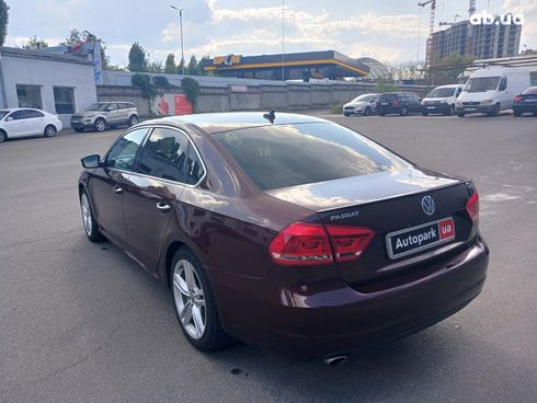 Volkswagen passat b7 2013 красный - фото 7