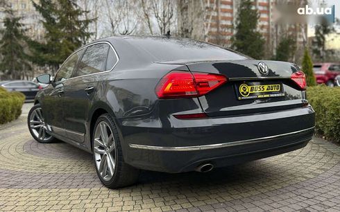 Volkswagen Passat 2017 - фото 10