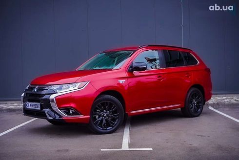 Mitsubishi Outlander 2018 - фото 21