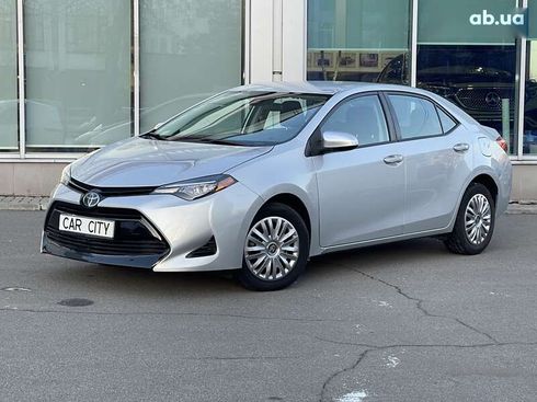 Toyota Corolla 2018 - фото 3