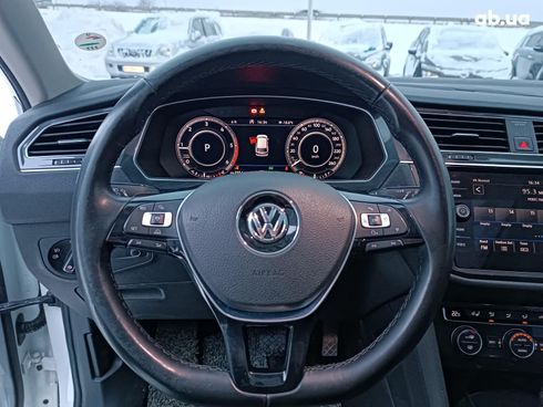 Volkswagen Tiguan 2018 белый - фото 27