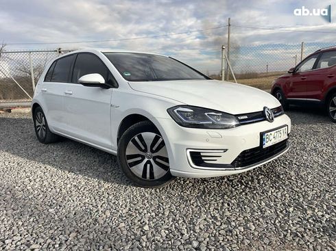 Volkswagen e-Golf 2019 - фото 6