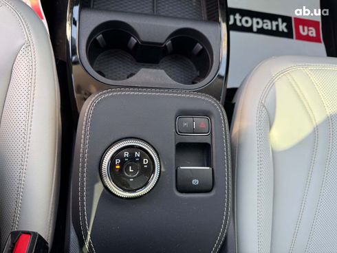 Ford Mustang Mach-E 2021 белый - фото 88