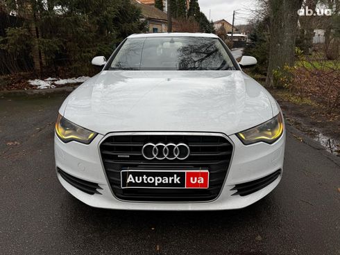 Audi A6 2013 белый - фото 2