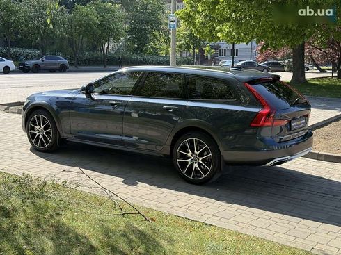 Volvo V90 Cross Country 2020 - фото 17