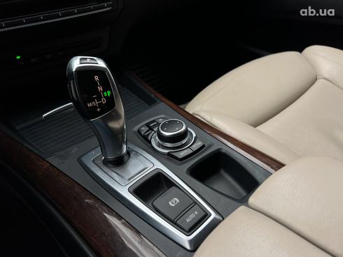 BMW X5 2010 коричневый - фото 16