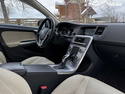 Volvo S60 2016 серый - фото 50